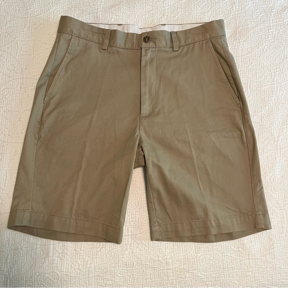 Roundtree & Yorke Casuals Men’s Kakhi Shorts. Size 32